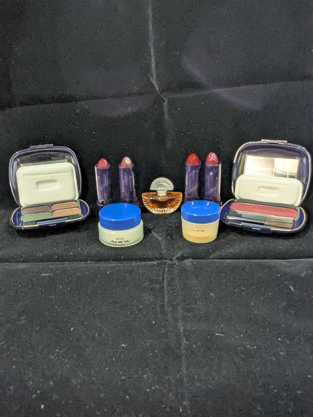 Women Makeup Set with Red Tone Lipsticks and Neutral Eyeshadows